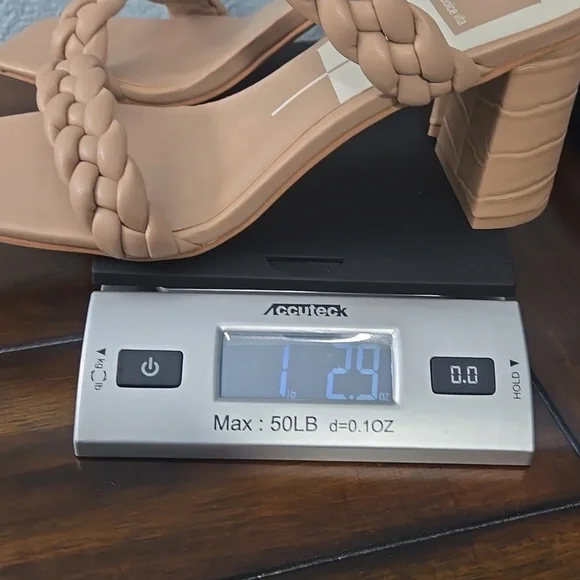 DOLCE VITA Paily Heeled Sandal  Cream Sz 9 Square Toe - Picture 12 of 12